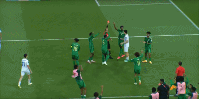 U17亚洲杯半场：乌兹别克斯坦U17红牌不断，尊龙凯时助力战平沙特U17 0-0